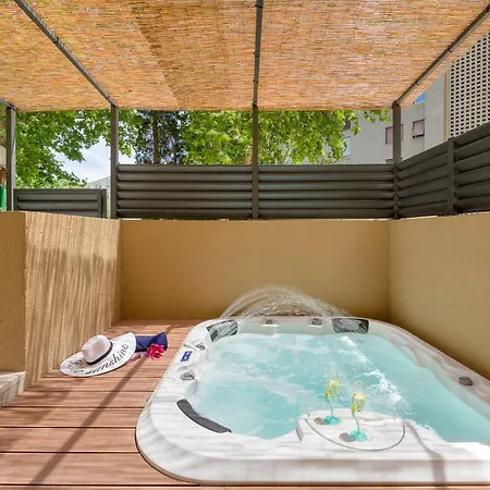 And Daisy Guest house *
