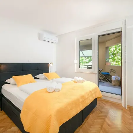 And Daisy Guest house